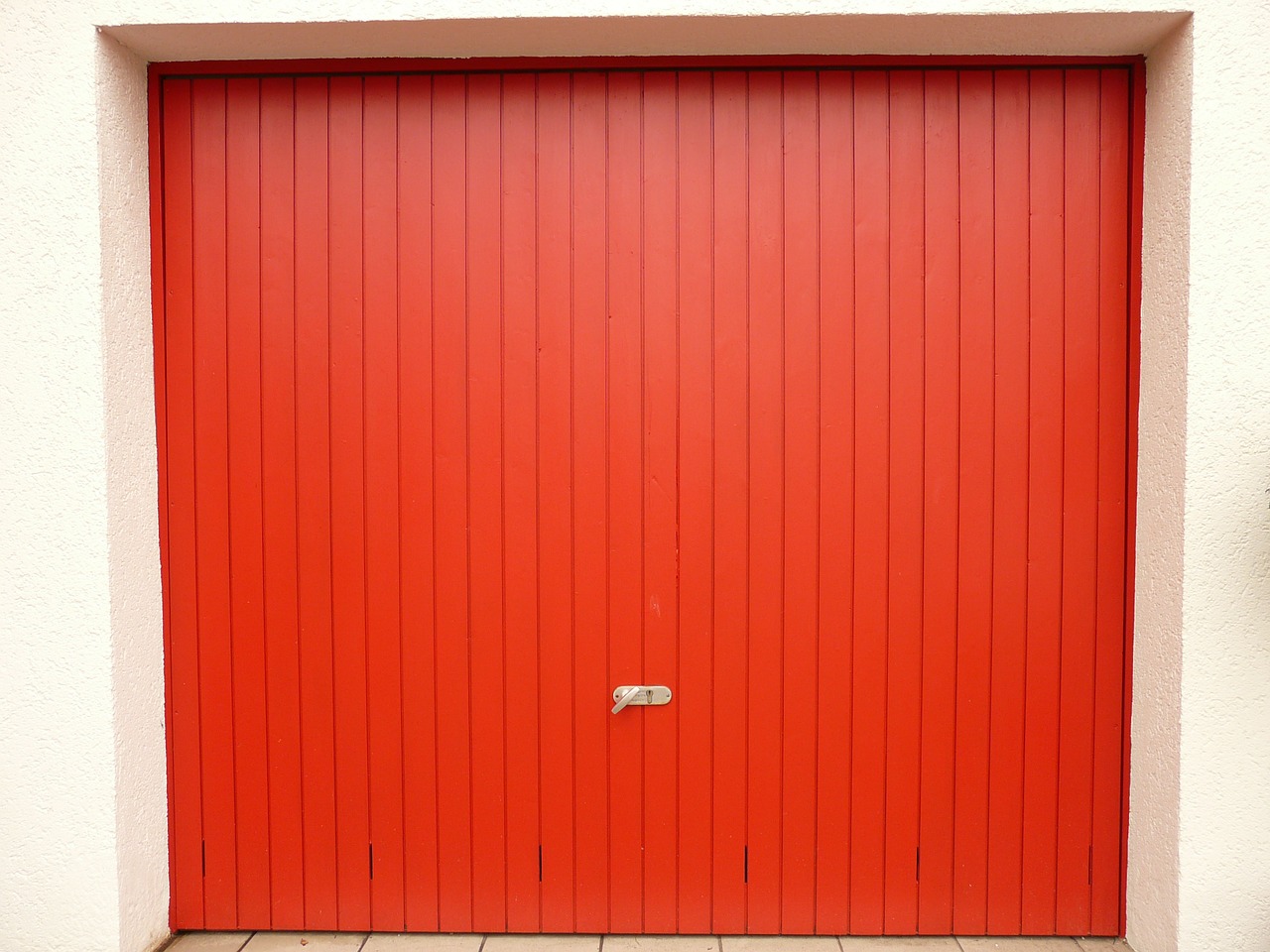 red storage
